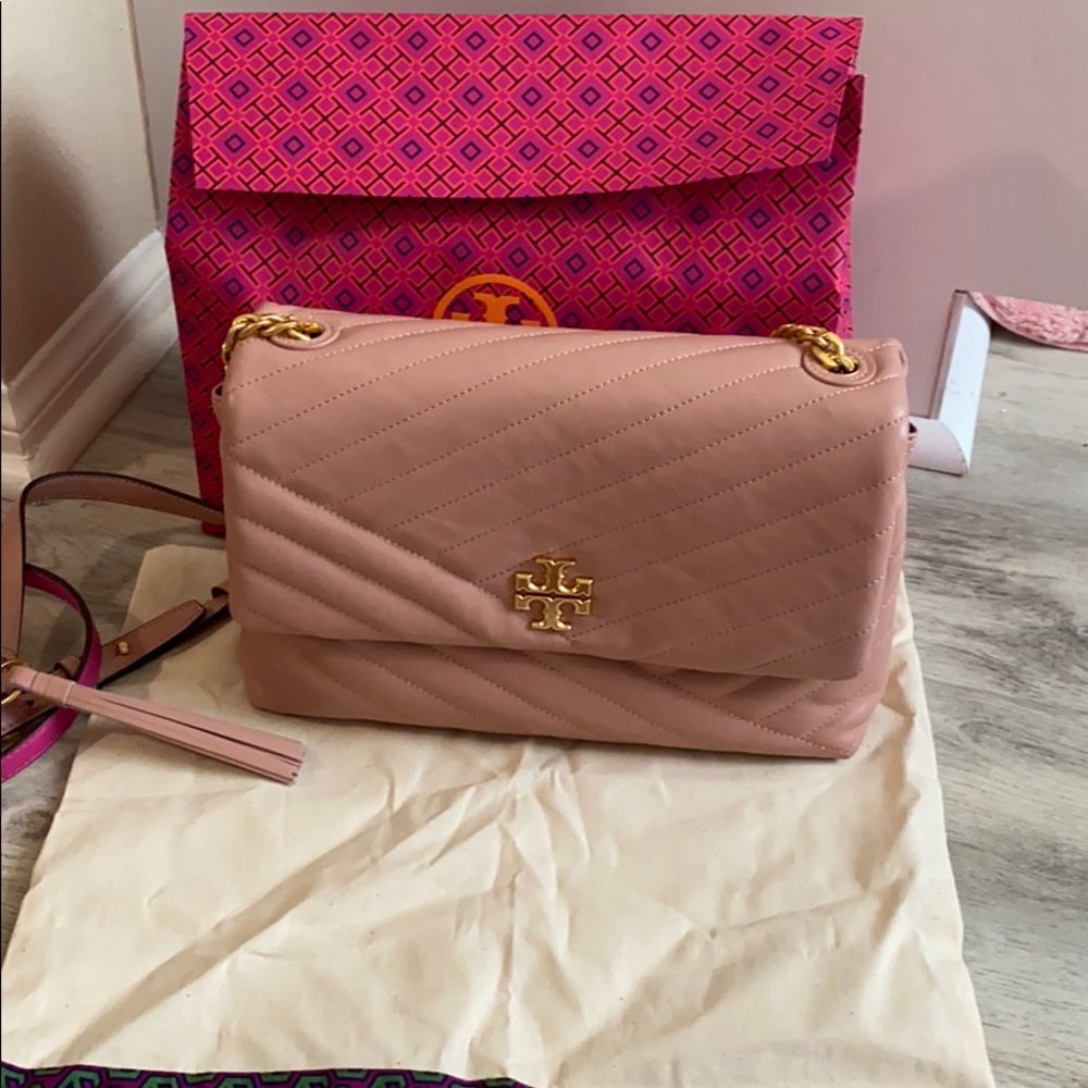 Tory Burch Kira in pink